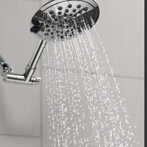 NEW Showerhead 3 Settings Adjustable Arm NIB
